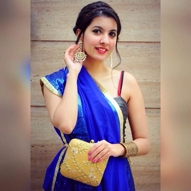 927506_153231145048217_859939471_n