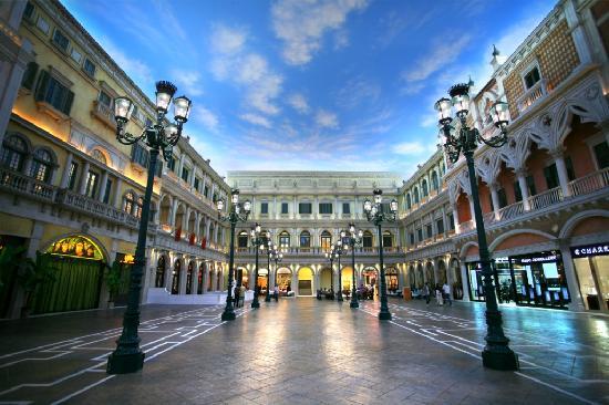 grand-canal-shoppes